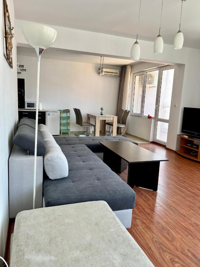 Milos Apartments Pomorie Exterior photo